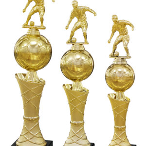 3er-Serie Pokale gold
